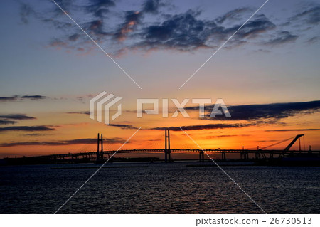 Morning glow of Yokohama Port Morning glow of Yokohama Port 26730513