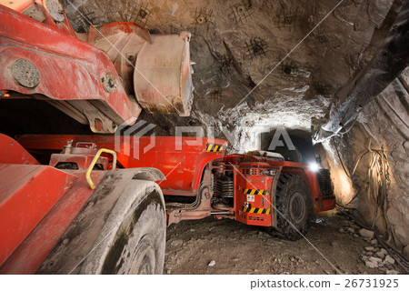 Gold mining underground 26731925