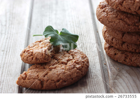 cookie mint on wooden background cookie mint on wooden background 26733555