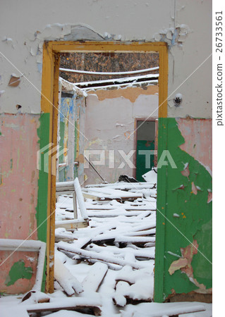 old ruined house covered with snow old ruined house covered with snow 26733561
