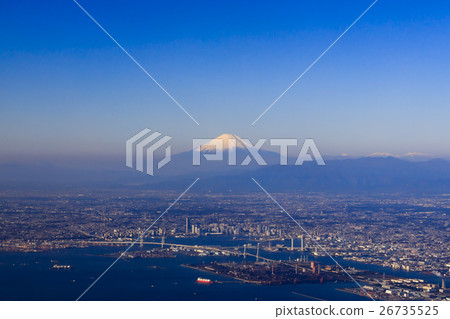橫濱市區和富士山 - 日本風景 -  26735525
