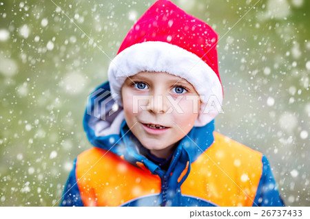 Cute little kid boy with Santa Claus hat Cute little kid boy with Santa Claus hat 26737433