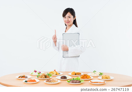 White coat women (cooking) 26747119
