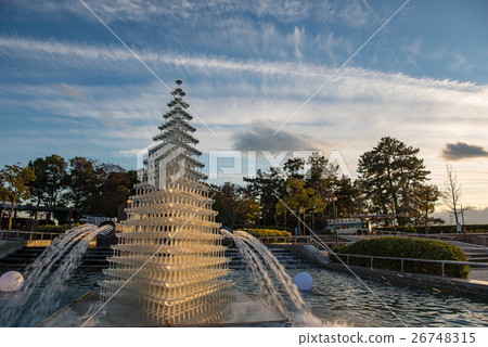 Kiso Mikawa Park香檳玻璃塔和噴泉 Kiso Mikawa Park香檳玻璃塔和噴泉 26748315