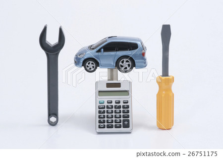 Inspection of car 26751175