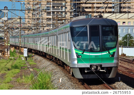 Tokyo Metro 16000 series running along the Joban Gentle Line 26755953