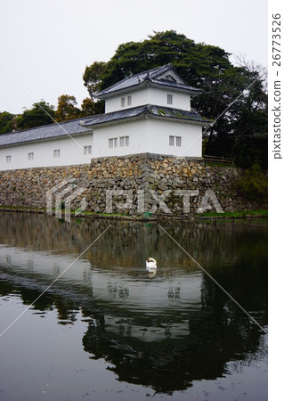 彥根城堡護城河和牆壁 彥根城堡護城河和牆壁 26773526