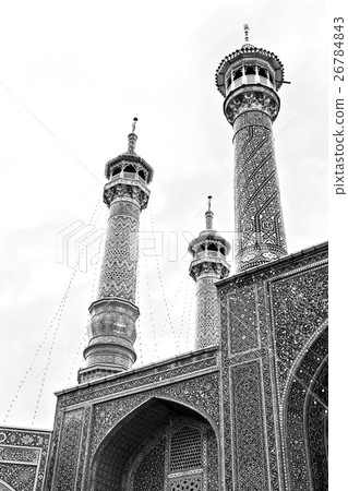 in iran  and old antique mosque    minaret 26784843