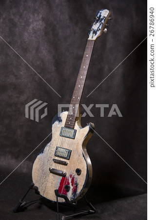 Aged guitar front 26786940