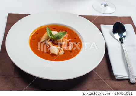 tomato seafood soup 26791081
