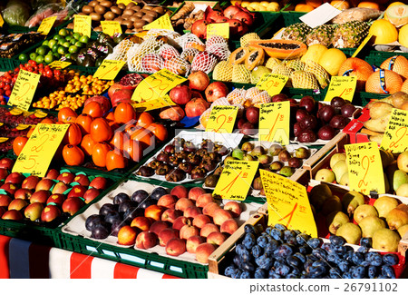 Market stalls  26791102