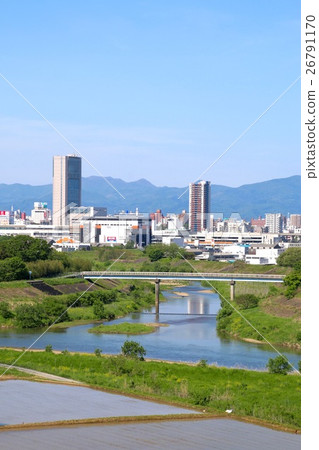 郡山市（阿布庫馬河和中心鎮）的城市天際線 26791170