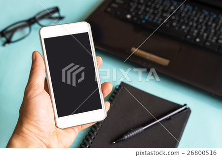 Hand holding blank screen mobile smart phone 26800516