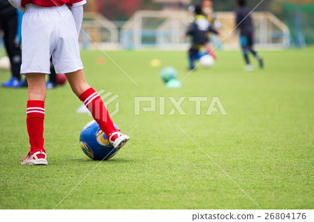 A boy image of football 26804176