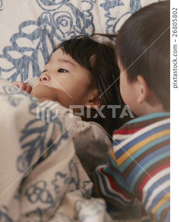 Cute little brother sister 26805802