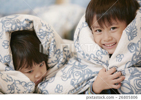 Cute little brother sister 26805806