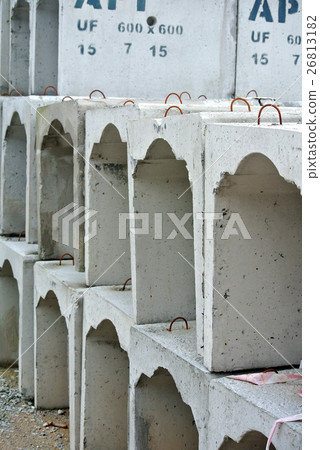 U-Shape precast concrete drain stacked 26813182