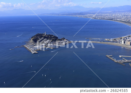 Enoshima over the sky / aerial photograph Enoshima over the sky / aerial photograph 26824585
