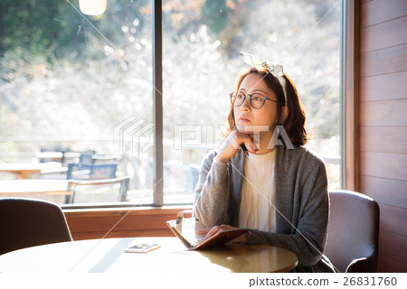 咖啡館女性 26831760