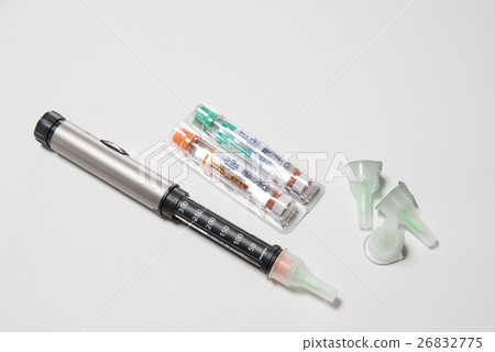 Insulin injection 26832775