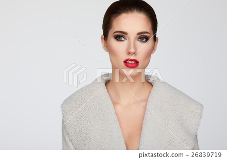 beautiful woman portrait  in warm clothing 26839719