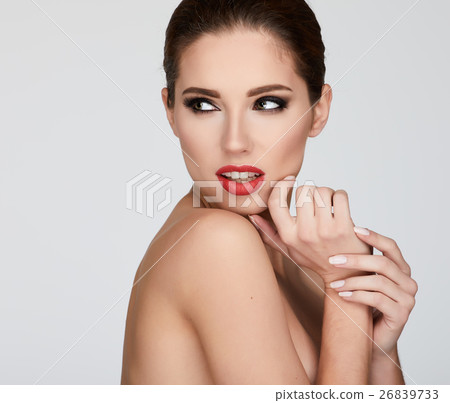 Natural Beauty Portrait. Beautiful Spa Woman . Perfect Fresh Ski Natural Beauty Portrait. Beautiful Spa Woman . Perfect Fresh Ski 26839733
