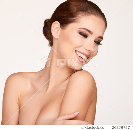 Natural Beauty Portrait. Beautiful Spa Woman . Perfect Fresh Ski Natural Beauty Portrait. Beautiful Spa Woman . Perfect Fresh Ski 26839737