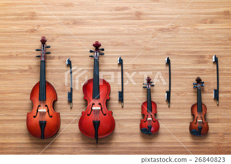 Set of four toy string musical orchestra 26840823