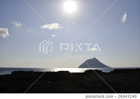 Hachijo Hiroshima from the Minamihara Chidami rock 26843240