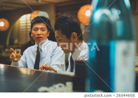 izakaya, pub, person 26844608