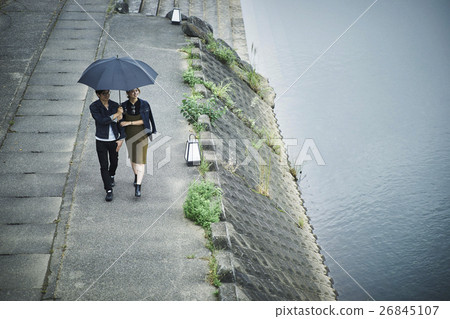 Triple travel couple 26845107