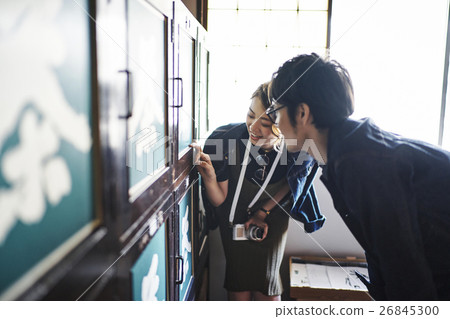 Triple travel couple 26845300