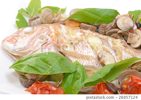 Aquapazza of delicious natural sea bream Aquapazza of delicious natural sea bream 26857124