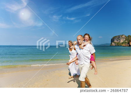 Beach Family Vacation Parent Children Relaxation Concept Beach Family Vacation Parent Children Relaxation Concept 26864787