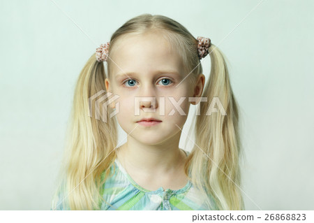 Young blond girl, portrait Young blond girl, portrait 26868823