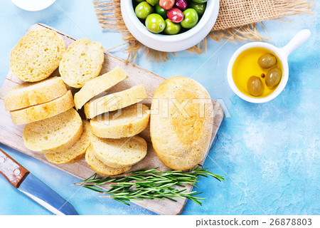 olives and bread olives and bread 26878803