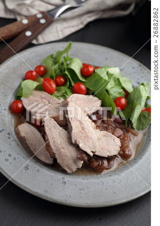 Duck breast with salad 26882862