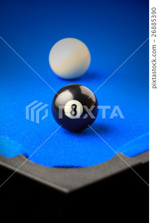 Match ball. Game over. 26885390