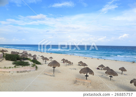 Cancun Beach 26885757