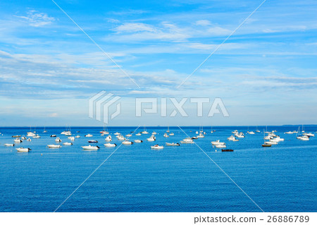 Port-Mer-Cancale海濱的風景在法國 26886789