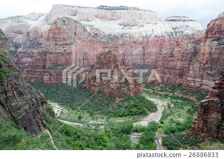 Horseshoe bend of the Virgin River 26886833
