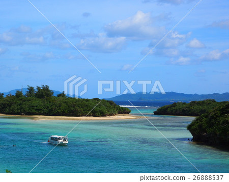 光亮的海洋天藍色的天空Kawahira海灣 26888537