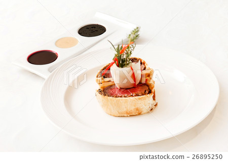 Fillet Wellington with fresh herbs 26895250