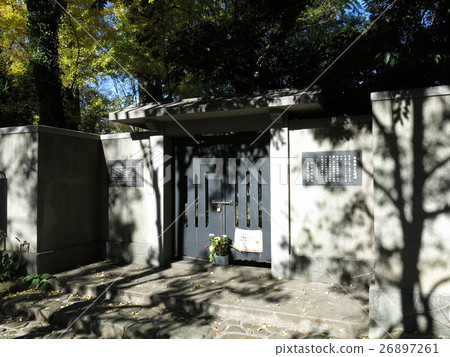 Yoshio Oishi Out of the 16 people Traces of faithfulness Yoshio Oishi Out of the 16 people Traces of faithfulness 26897261