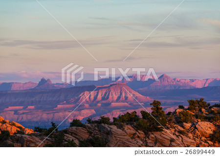 Zion at sunset Zion at sunset 26899449