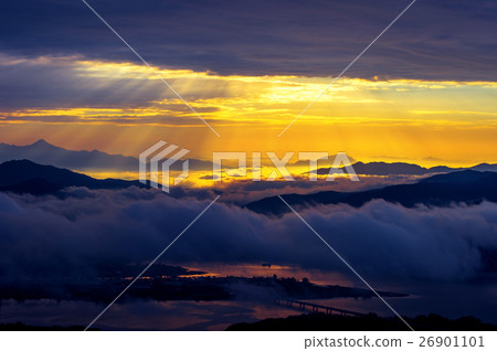 Seoraksan mountains is covered by morning fog. Seoraksan mountains is covered by morning fog. 26901101