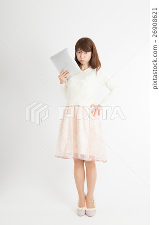 一個女人生氣的平板電腦 一個女人生氣的平板電腦 26908621