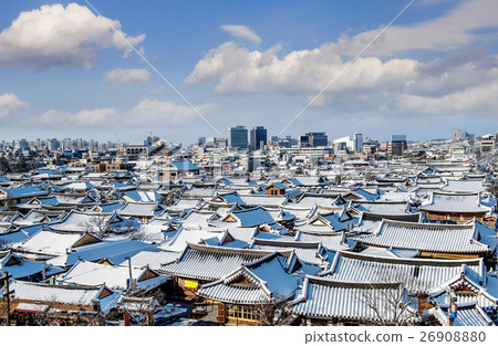 Roof of Jeonju traditional Korean village. 26908880