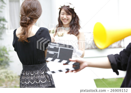 Young woman wearing a wedding dress Recreate the wedding reception wedding reception VTR, independent film 26909152