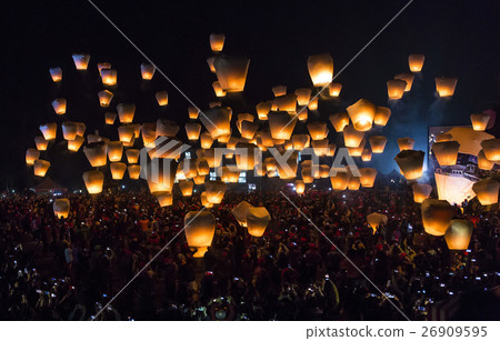 火影忍者燈，過去的一年傳統。 26909595